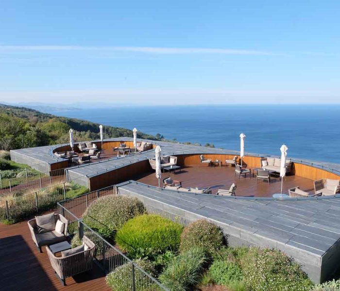Terrasse du restaurant Akelarre avec vue sur l’océan à San Sebastian